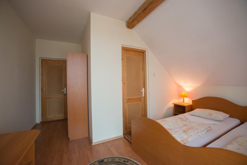 Beluci Panzio Hotel Odorheiu Secuiesc Luaran gambar