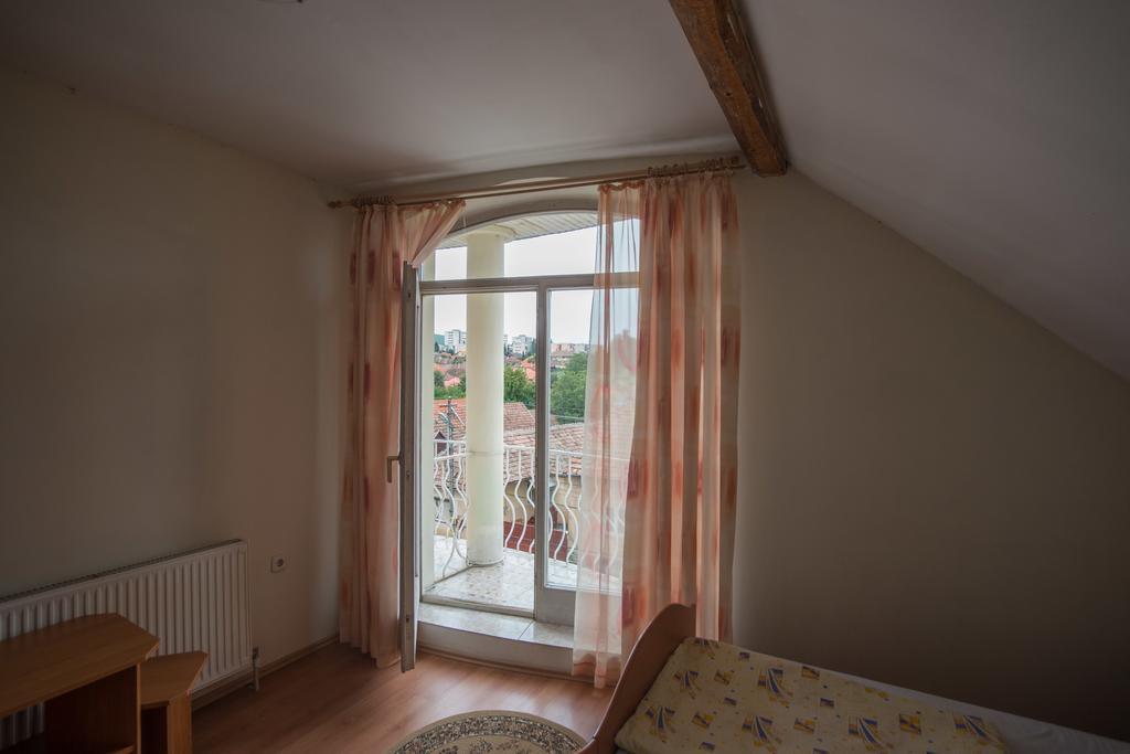 Beluci Panzio Hotel Odorheiu Secuiesc Luaran gambar