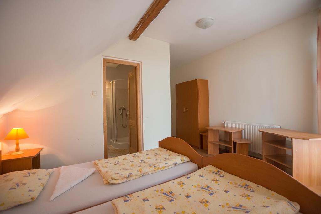 Beluci Panzio Hotel Odorheiu Secuiesc Luaran gambar