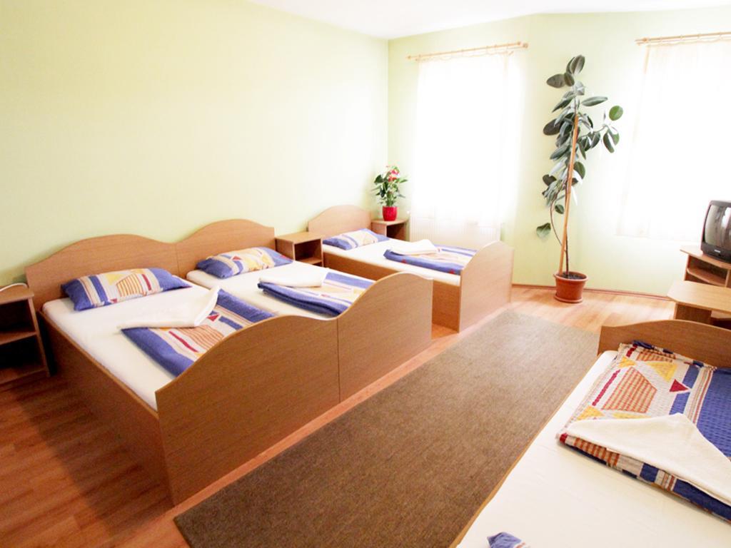 Beluci Panzio Hotel Odorheiu Secuiesc Luaran gambar